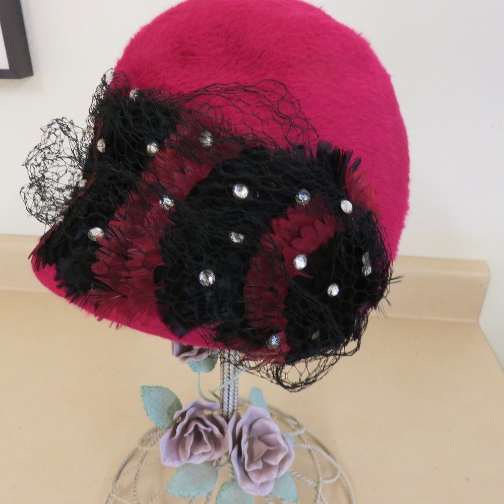 VINTAGE HAT ** MISS NARDEL OF NY** Italian import